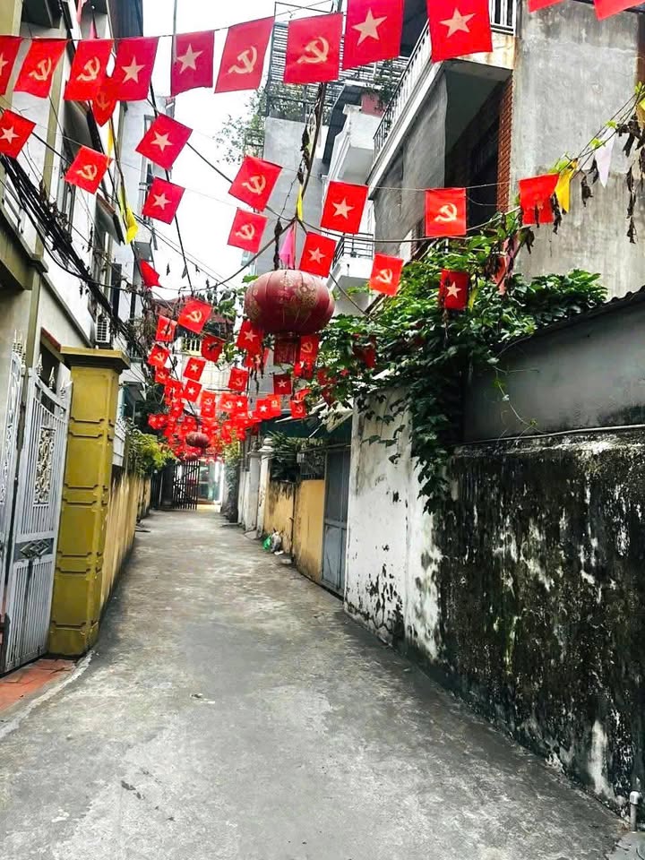 Đất lô góc Hoa Lâm, Long Biên 78m² giá 7.8 tỷ - Thoáng đãng, ô tô đỗ cửa!