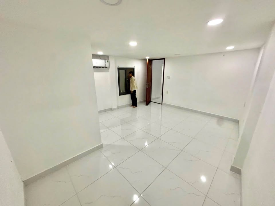 Nhà cho thuê đường Thích Quảng Đức, Phú Nhuận - 4x12m, 3PN, 3WC chỉ 17 triệu/tháng!