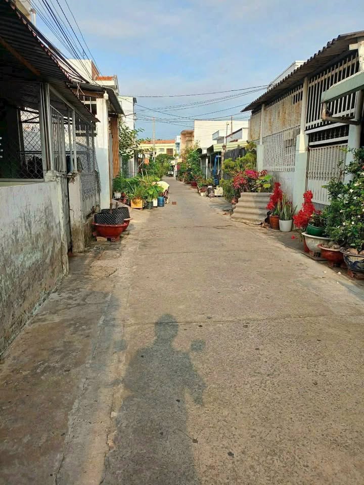 Lô đất hẻm đường Nguyễn Đình Chiểu, TP Tân An 65.8m² giá chỉ 1.3 tỷ - Cơ hội đầu tư hấp dẫn!