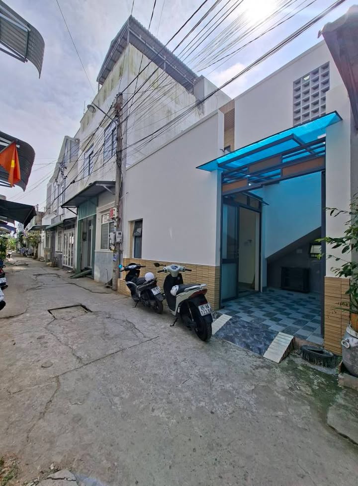 Nhà trệt lầu hẻm ô tô Nguyễn Văn Linh 42m² giá 1.63 tỷ - Đầu tư sinh lời!