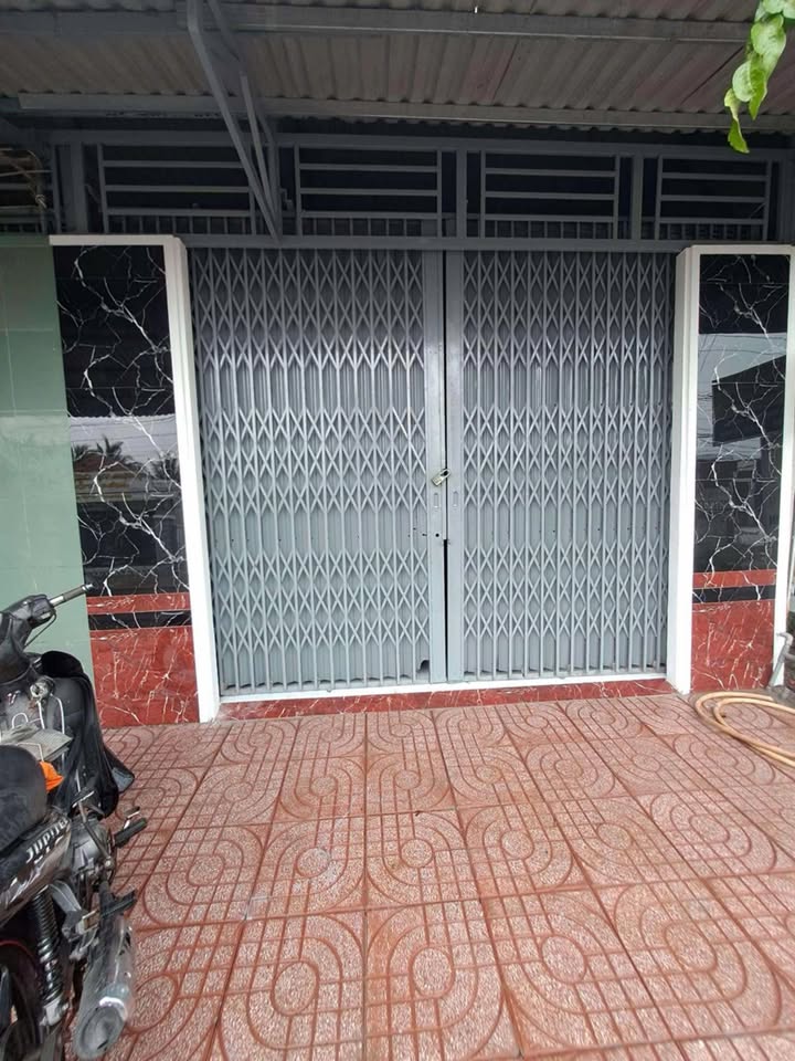 Nhà cấp 4 mặt tiền TL922, Thới Thạnh, 54m² giá 4xx triệu - Cơ hội đầu tư tuyệt vời!