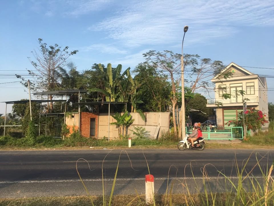 Warehouse Tràng Thọ A 1200m² giá 12.08 tỷ - Chính chủ bán gấp!