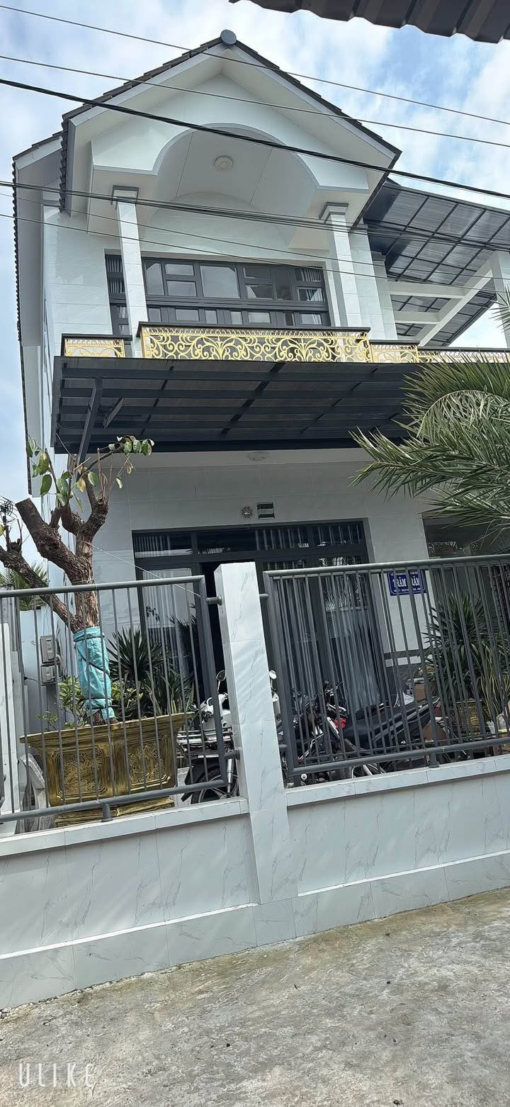 Nhà phố hiện đại quận Thốt Nốt 500m² - Thiết kế sang trọng, giá thỏa thuận!