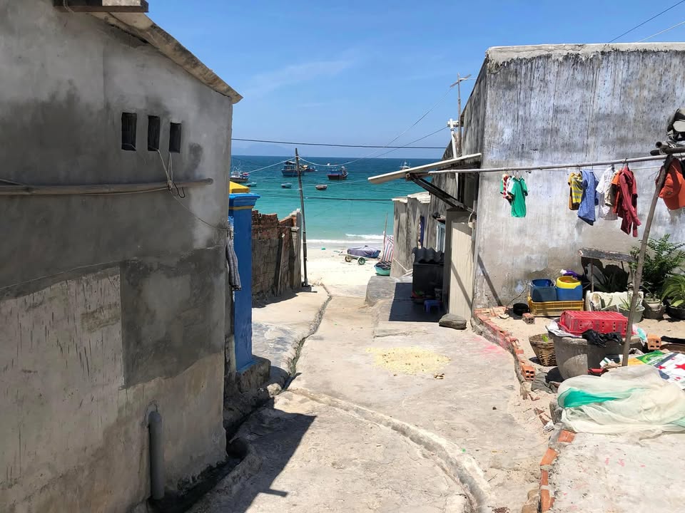 Đất nền Bá Hà 2 Ninh Thủy 124m² giá 3.1 tỷ - Cách biển chỉ 20m!