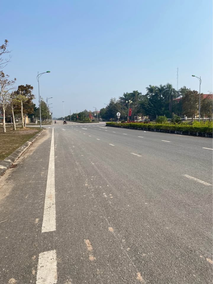 Đất Lô Góc 2 Mặt Tiền Đường Lê Hồng Phong, Nghĩa Đàn 188m² - Đầu Tư Sinh Lời!