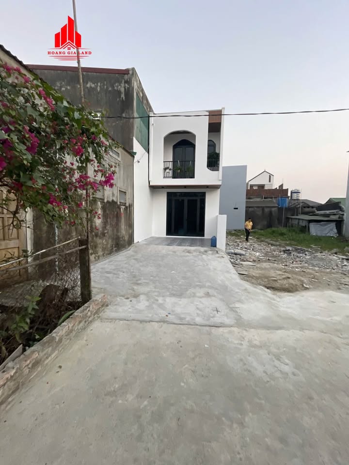 Nhà 2 tầng khối Trung Thuận, Hưng Đông 75.8m² - Thiết kế hiện đại, gần bệnh viện!