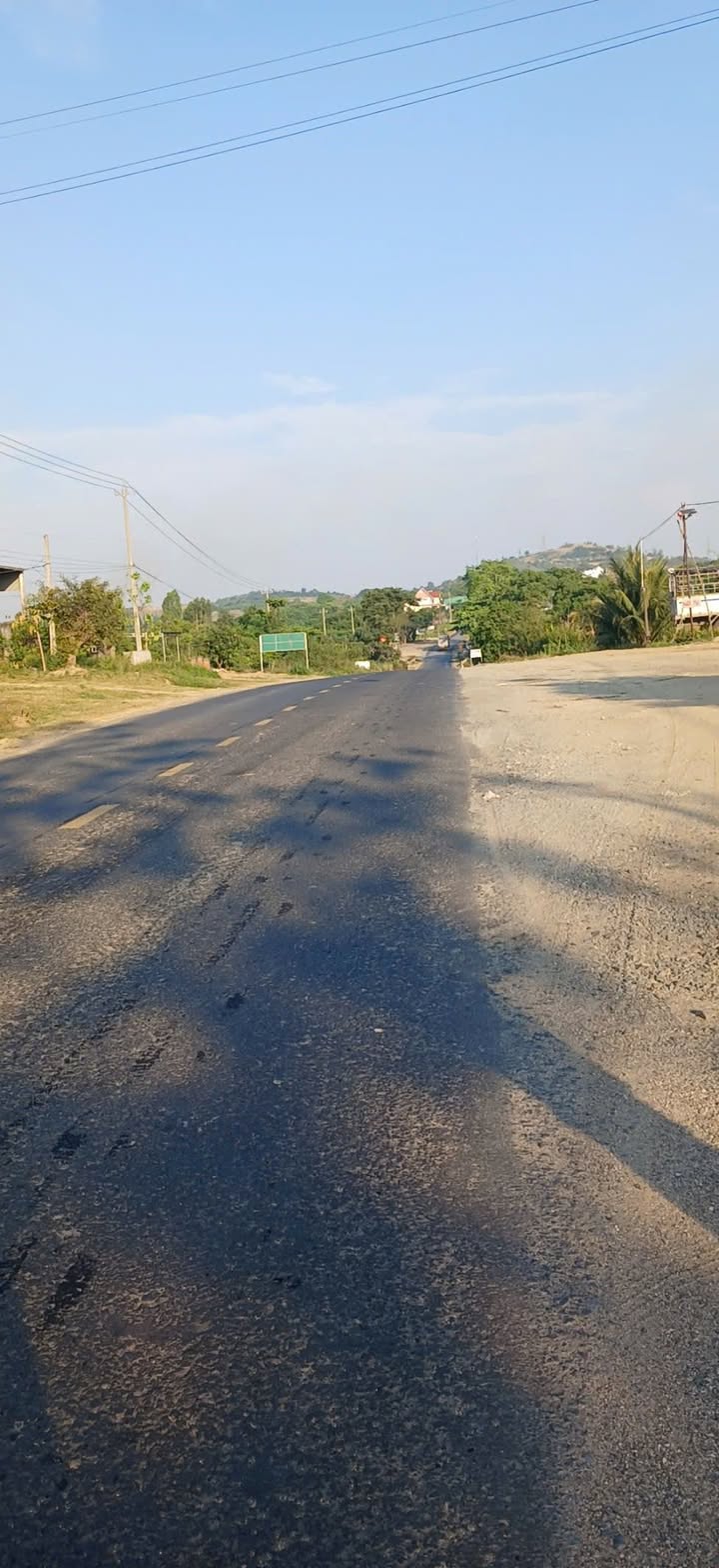 Đất Farm 24.000m² M'Đrắk Đắk Lắk Giá 4.2 Tỷ - Mặt đường Quốc lộ 26