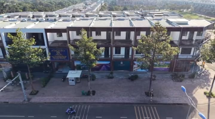 Shophouse mặt tiền đường Lê A, Phường Bảo Vinh, 100m² - Đầu tư sinh lời ngay!