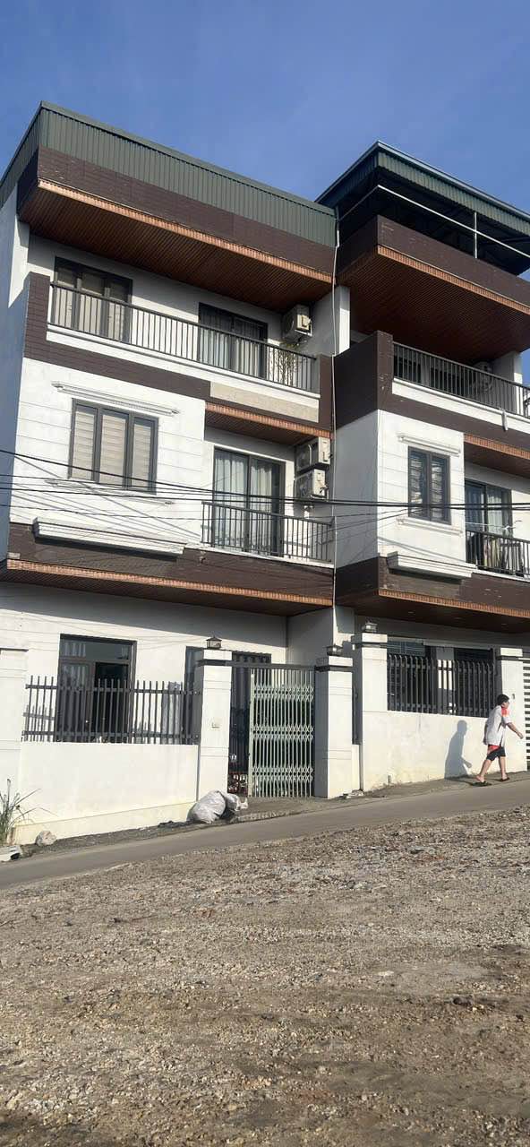 Nhà 3 tầng Hà Lầm, Hạ Long 56m² giá 3 tỷ - Kinh doanh thuận lợi!