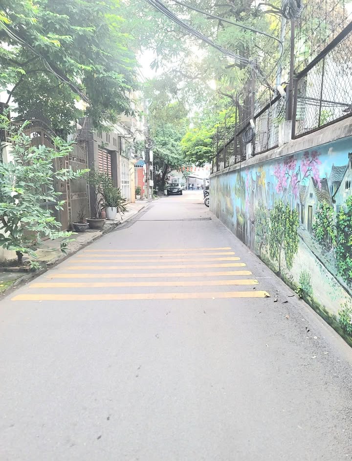 Nhà riêng Phạm Tuấn Tài, Cầu Giấy 55m² giá 21.9 tỷ - Ô tô vào tận nhà!