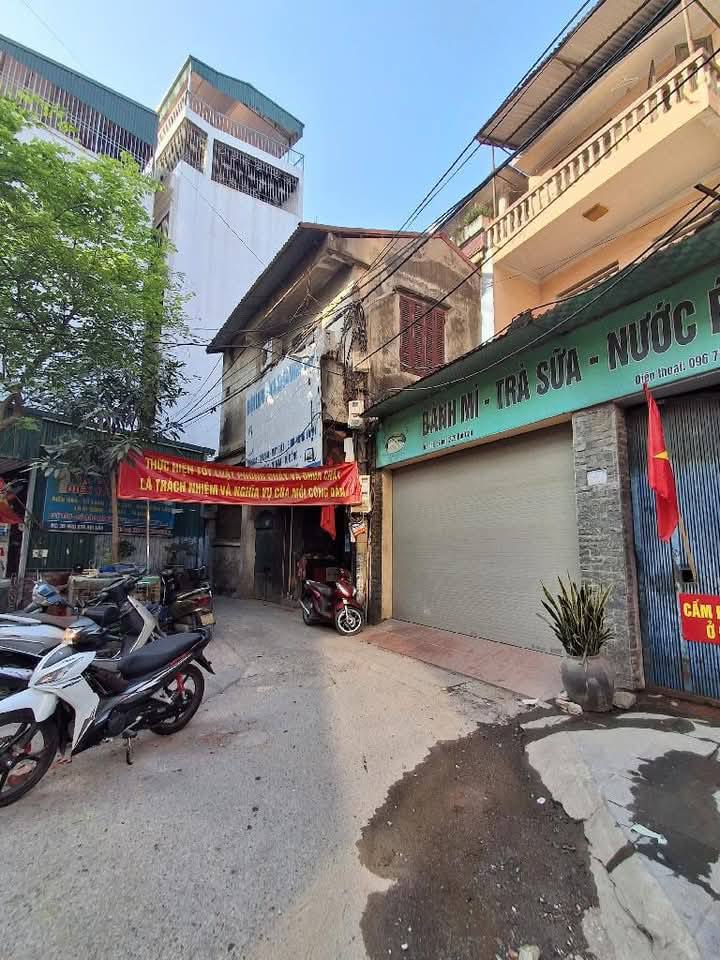 Nhà riêng Phường Đội Cấn, Quận Ba Đình 35m² giá 7.6 tỷ - Thiết kế hiện đại, ở ngay!