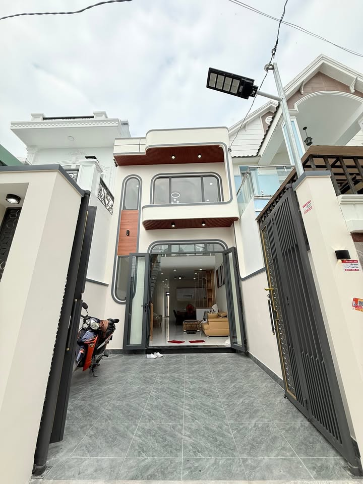 Nhà gác lửng Cần Giuộc 85m² giá 2.95 tỷ - Sẵn sàng về ở ngay!