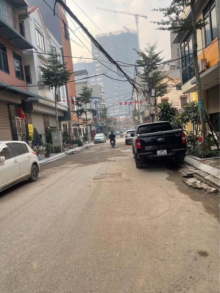 Cho thuê nhà 7 tầng 40m² tại 343 An Dương Vương - Thiết kế hiện đại, sẵn sàng kinh doanh!