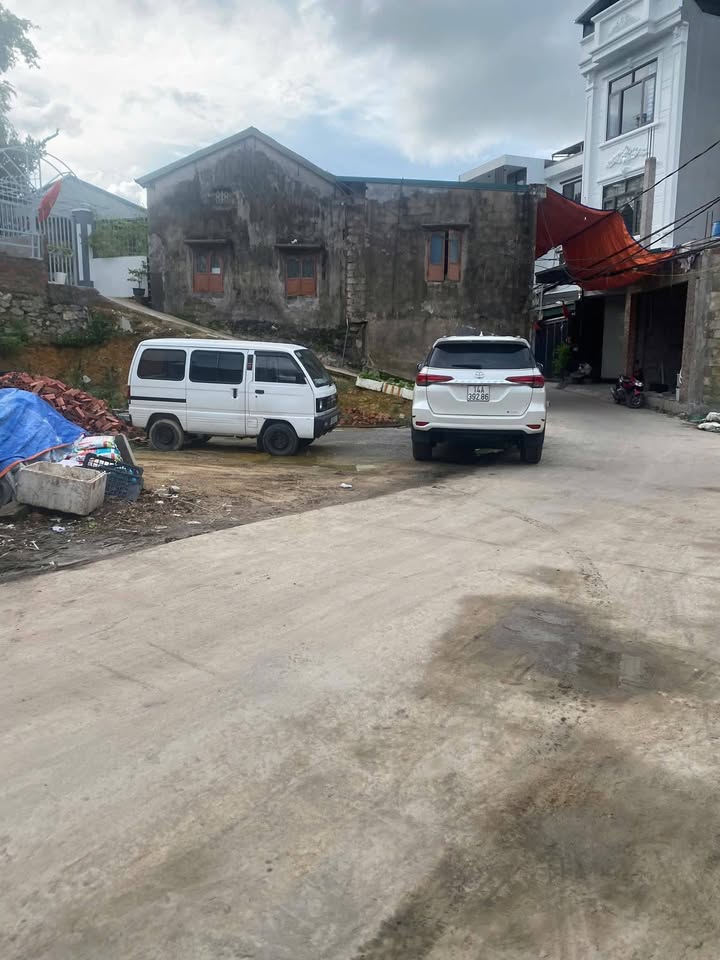 Đất nền phố Đoàn Kết Hạ Lầm 67.8m² giá 2.3 tỷ - Đường ô tô vào tận nơi!