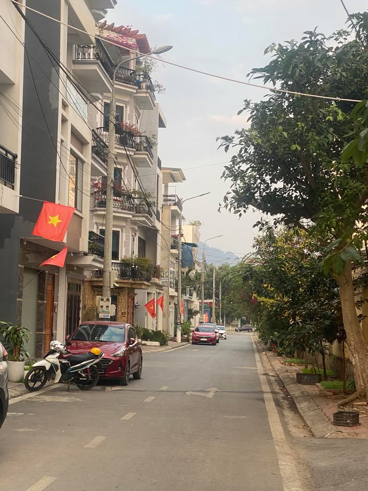 Đất nền đẹp tại Trường Ngọc Linh, Sơn La 72m² giá 1.7 tỷ - Sổ đỏ chính chủ!