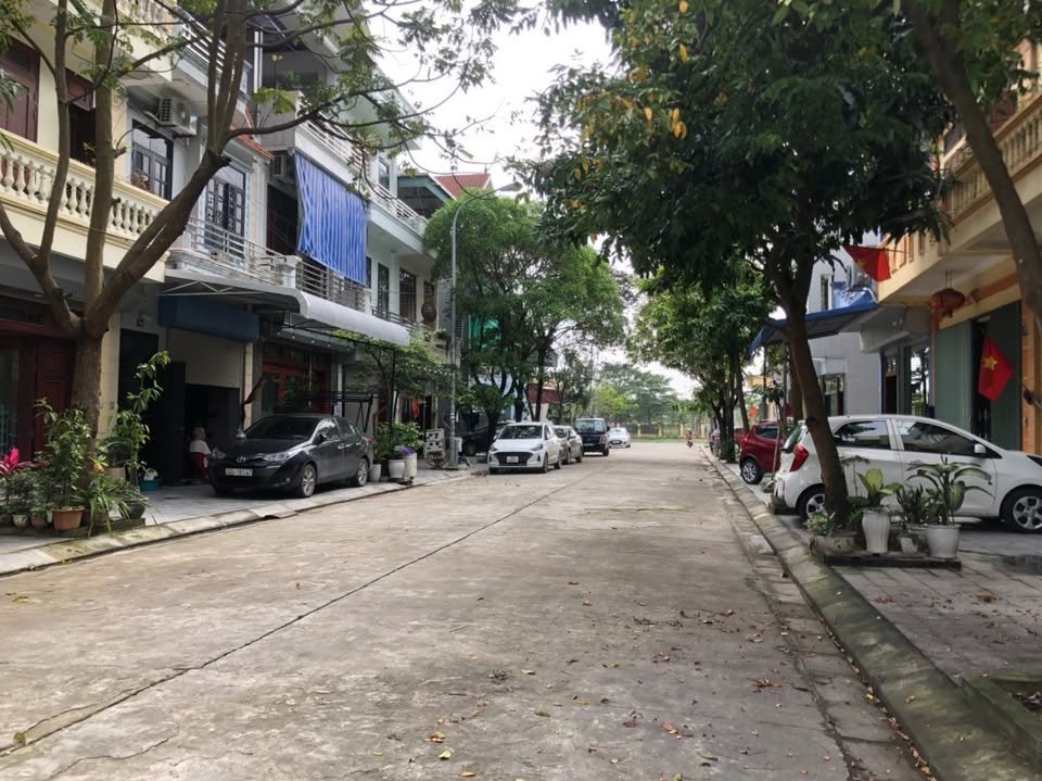 Đất hướng Nam 75m² gần Bể bơi Thành Nam - Giá chỉ 3 tỷ - Đầu tư lý tưởng!