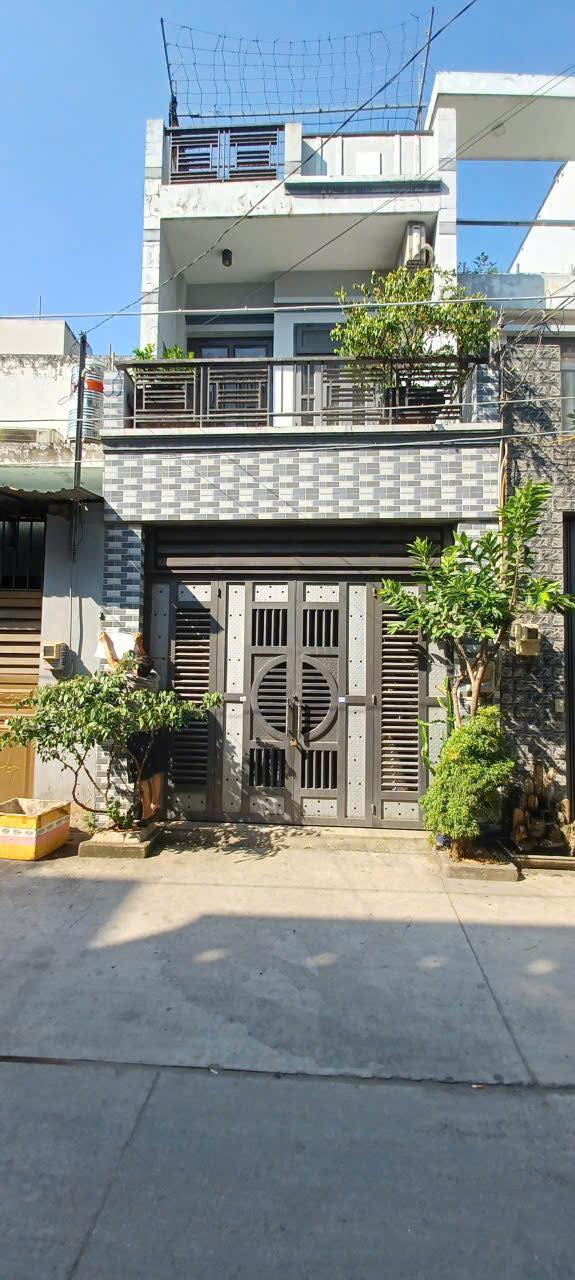 Nhà phố hẻm ô tô Đường Số 11, Bình Tân 64m² giá 6.6 tỷ - Phù hợp cho gia đình!