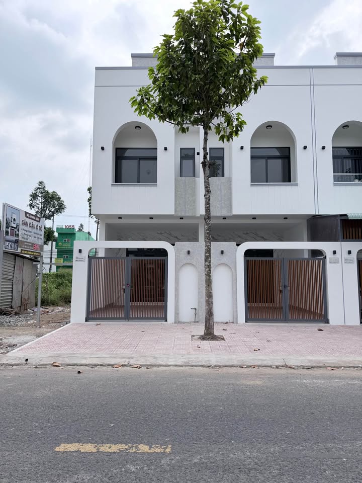 Nhà 1 trệt 1 lầu tại Khu đô thị 5A, Cần Thơ 94.5m² - Thiết kế hiện đại, giá chỉ 2 tỷ!