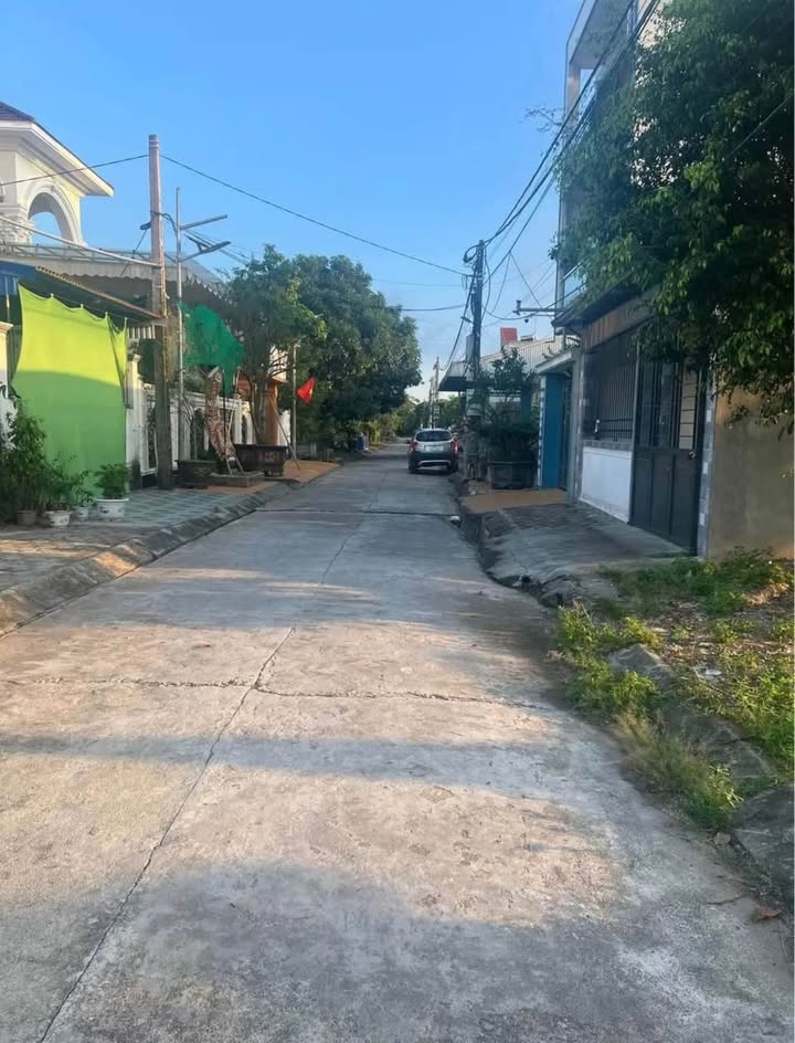 Đất mặt đường xe tải khu Mỹ Trung, 200m² giá 3.3 tỷ - Sổ đẹp, thương lượng trực tiếp!