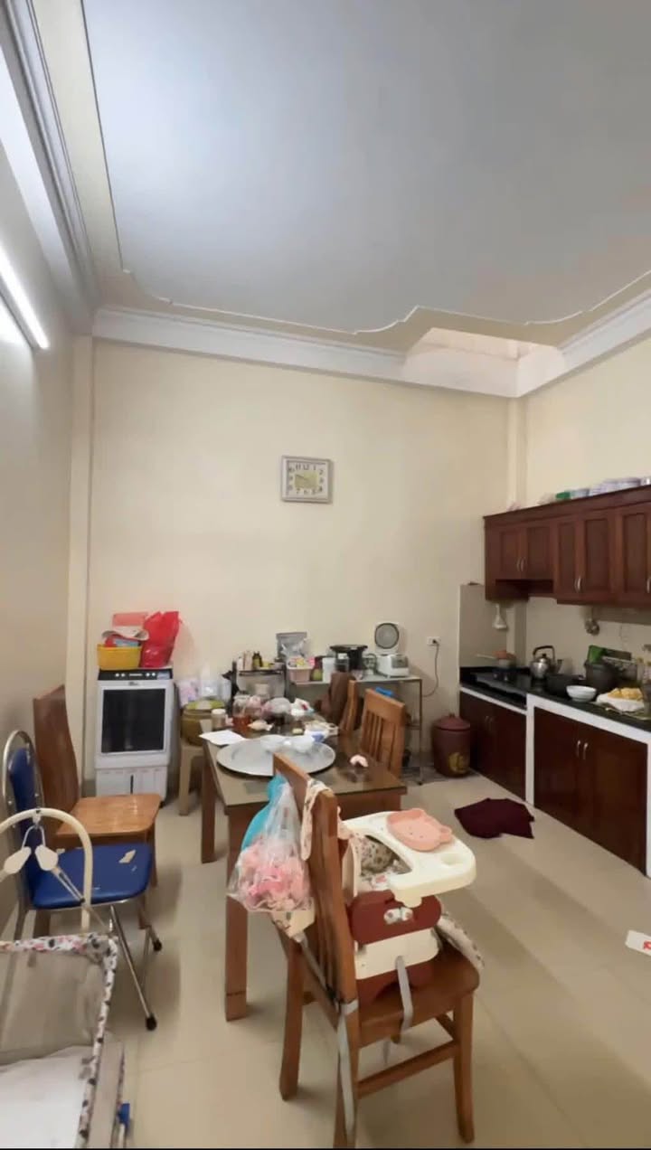 Nhà mặt đường Đinh Công Tráng 60m² giá 4.5 triệu - Đầy đủ tiện nghi sẵn sàng cho thuê!