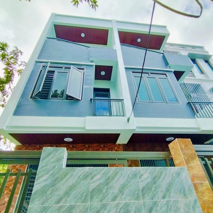 Nhà 3 tầng ngõ nông Hùng Vương, 70m² giá 3.09 tỷ - Thương lượng ngay!