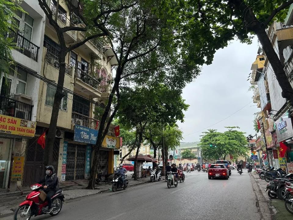 Nhà mặt phố Hoàng Văn Thái, Khương Mai 84m² giá 25.5 tỷ - Kinh doanh sầm uất!
