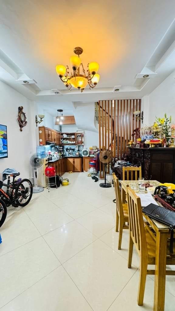 Nhà riêng Hoàng Hoa Thám, Ba Đình 31m² giá 5.3 tỷ - Thiết kế hiện đại, 2 mặt ngõ thoáng