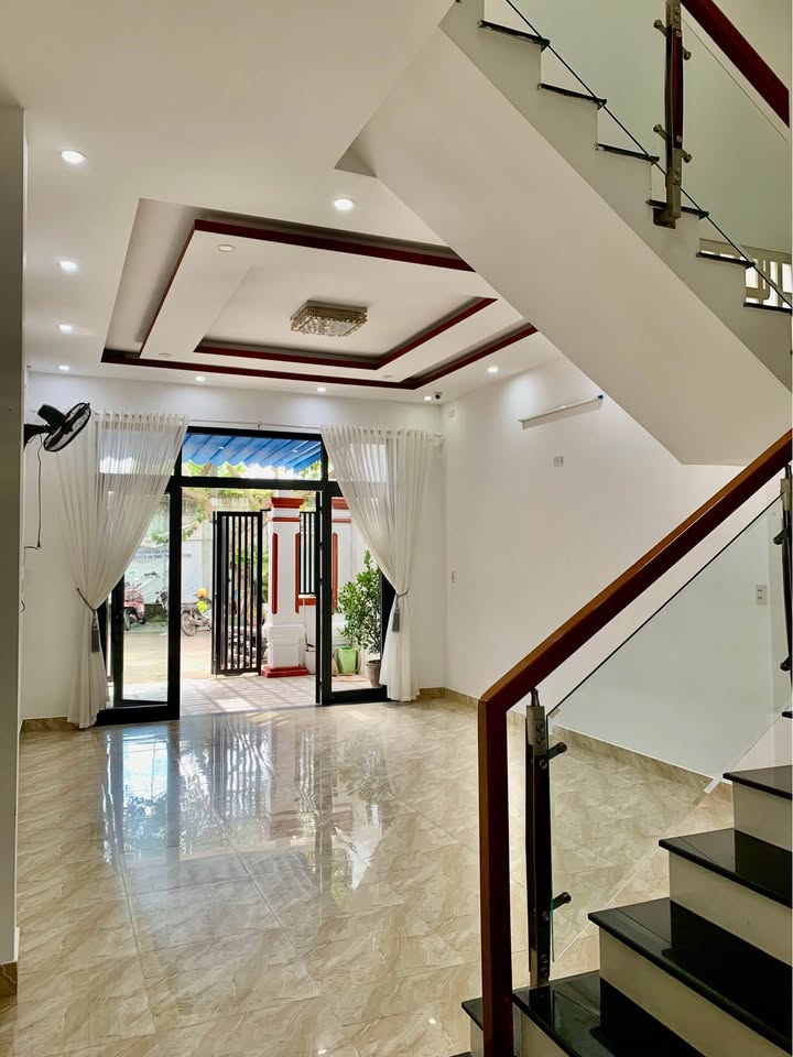 FrontHouse Thanh Khê 75m² giá 6 tỷ - Kinh doanh sầm uất ngay mặt tiền!