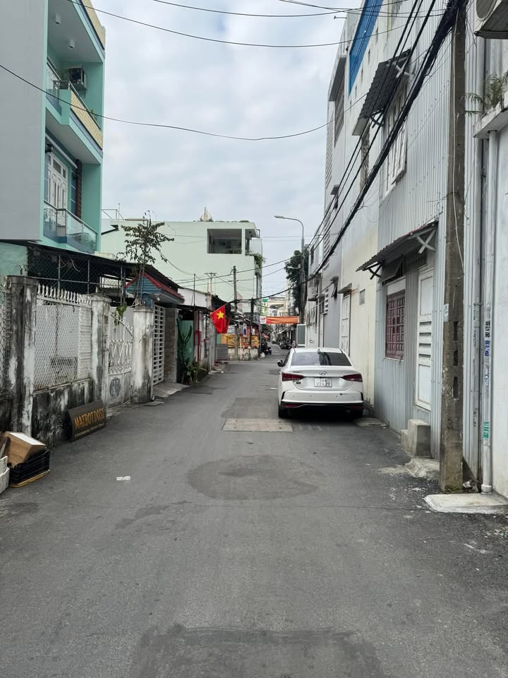 Nhà cho thuê 3 tầng tại Tiểu La, Hòa Cường Bắc, 45m² - Giá chỉ 10 triệu/tháng!