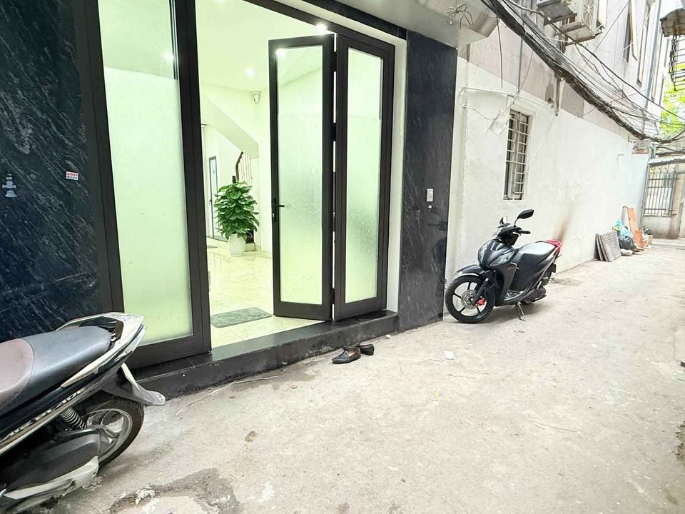 Nhà đẹp Phú Mỹ Bắc Từ Liêm 40m² giá 10.8 tỷ - Chính chủ bán gấp!