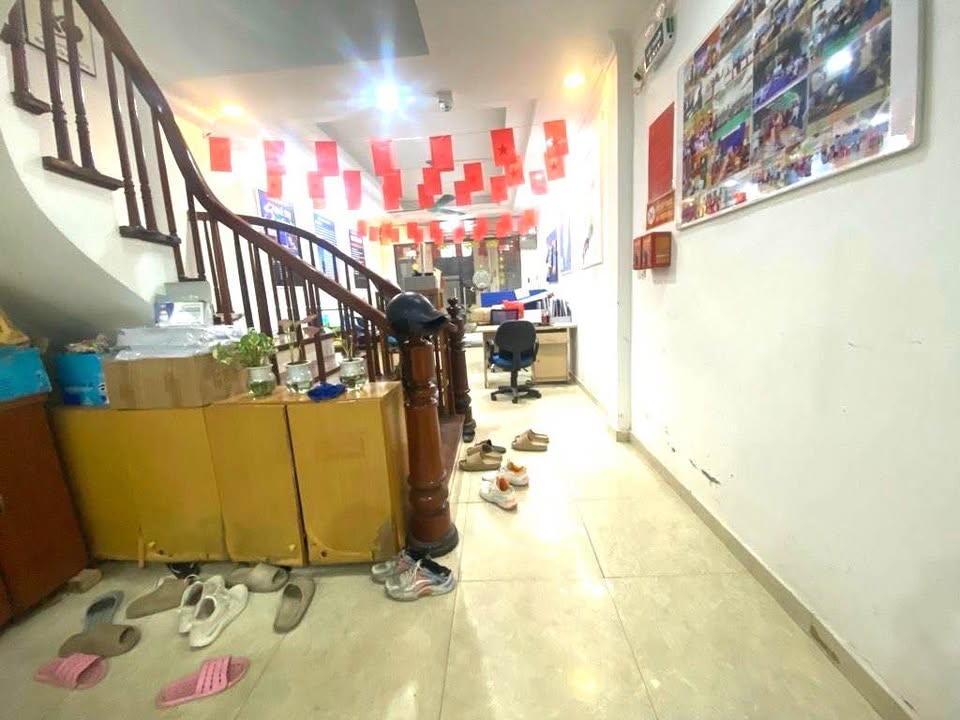 Nhà 6 tầng Mai Dịch, Cầu Giấy 50m² giá 16 tỷ - Ô tô vào tận nhà!