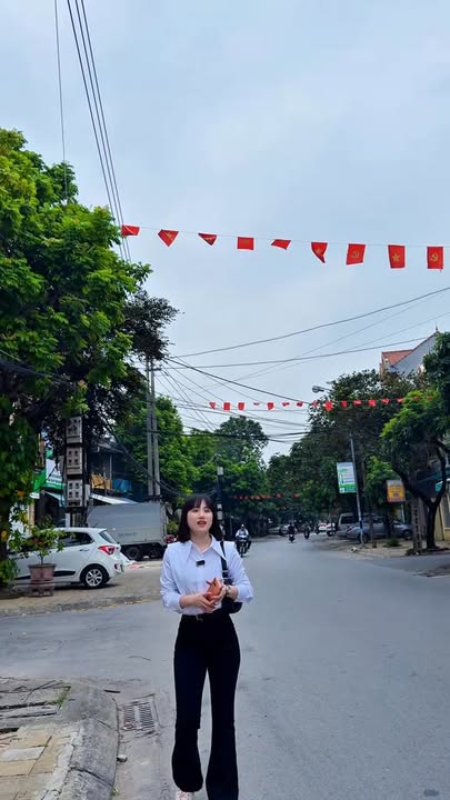 Bán nhà mặt tiền Đội Cung, 65m² giá 5.8 tỷ - Căn góc hiếm có!