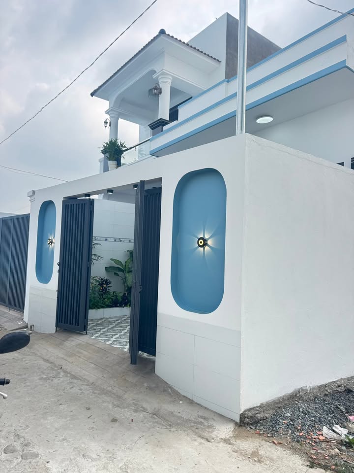 Nhà mới xây hẻm 42 Nguyễn Minh Đường, Tân An, 100m² giá 2.35 tỷ - Sẵn sàng vào ở ngay!