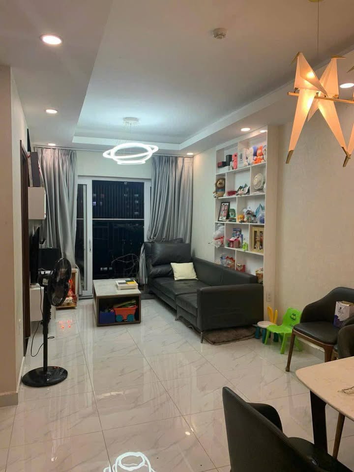 Chung cư Richmoon Bình Thạnh 2PN giá 14 triệu - Nhà mới thoáng mát!