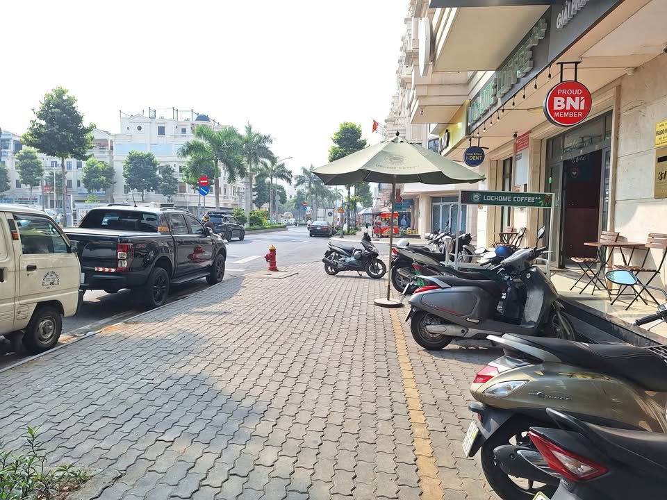 Quán Cafe cho thuê tại Cityland Gò Vấp 100m² - Trang thiết bị đầy đủ, giá sang 130 triệu!