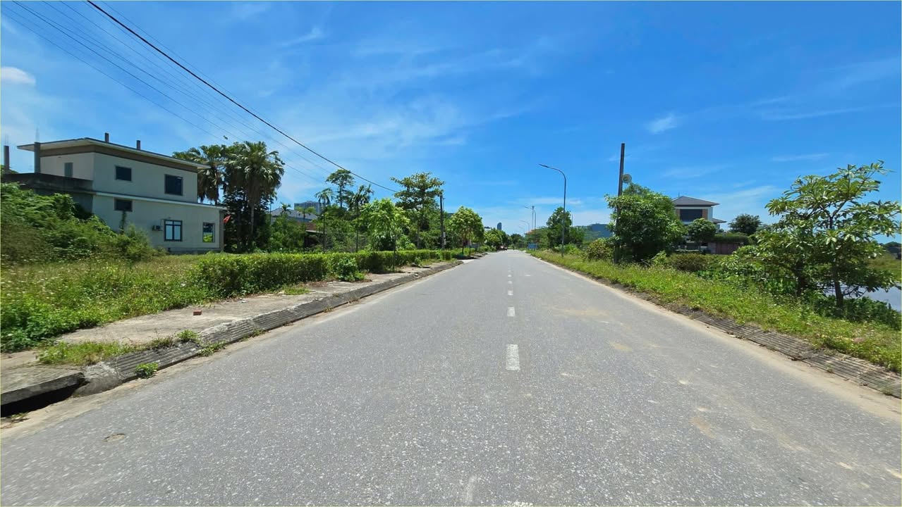 Lô đất Bắc Thượng, Thạch Đài 180m² giá 3 tỷ - Đường rộng 14m, view đẹp!