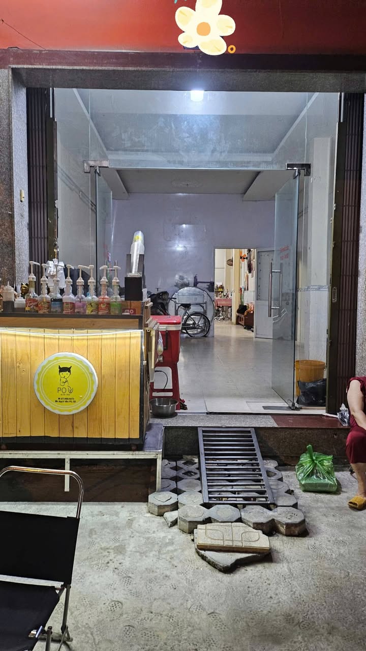 Nhà mặt tiền đường Bạch Vân, Quận 5, 82m² giá 28 tỷ - Cơ hội kinh doanh lý tưởng!