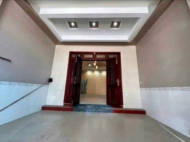 Nhà mặt tiền đường nhựa Xuân An, Phan Thiết 100m² giá 5.5 triệu - Môi trường sống an ninh!