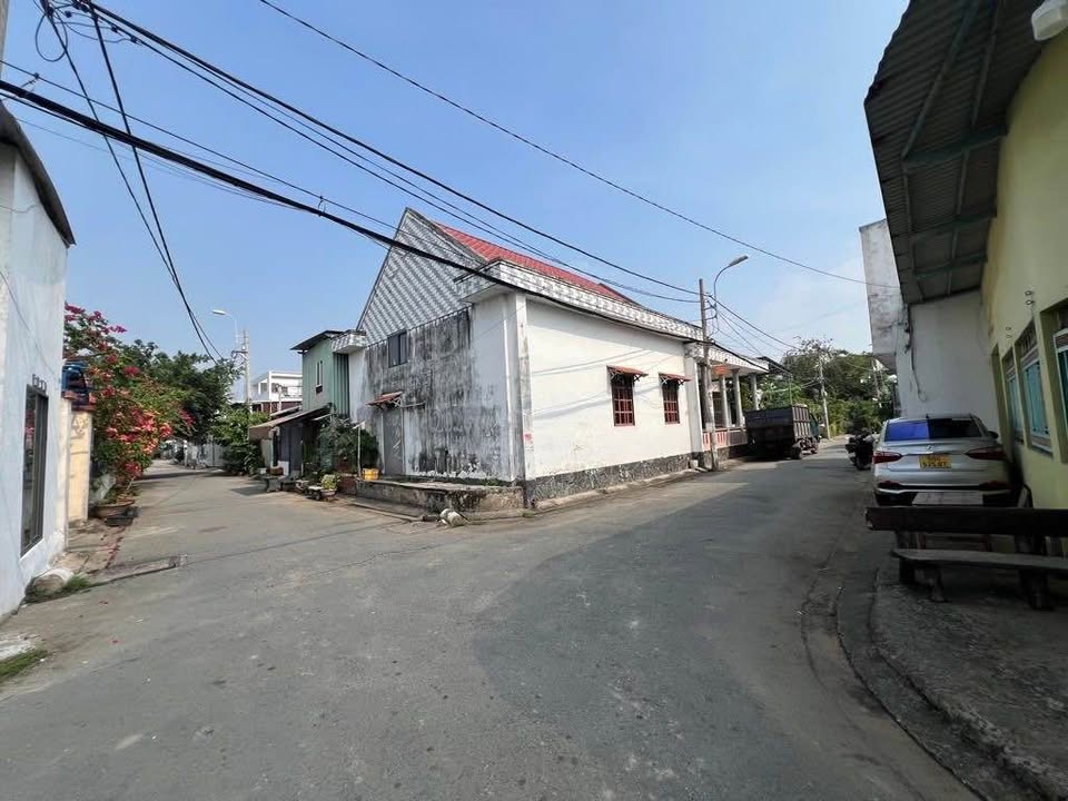 Nhà 2 tầng Nhơn Đức Nhà Bè 36m² giá 2,7 tỷ - Sẵn sàng vào ở!