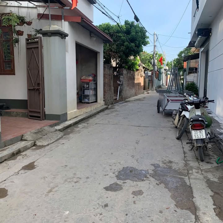 Đất nền 110m² tại Phú Vinh, Chương Mỹ chỉ 2.2 tỷ - Giao thông thuận tiện!