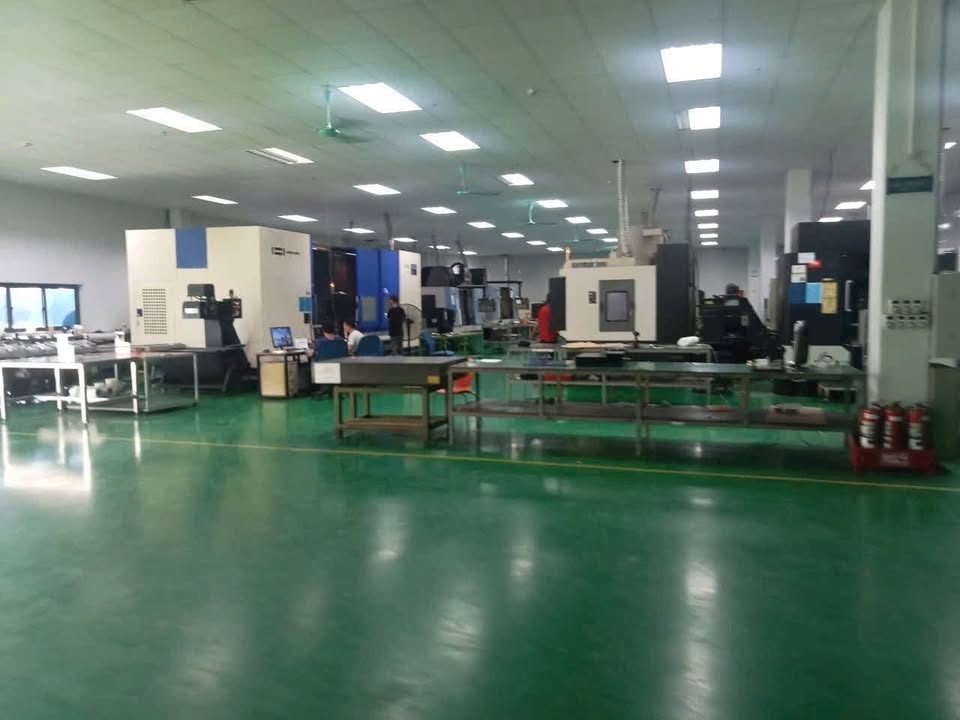 Cho thuê kho xưởng 1200m² tại KCN Song Khê Nội Hoàng - Giá tốt, tiện ích đầy đủ!