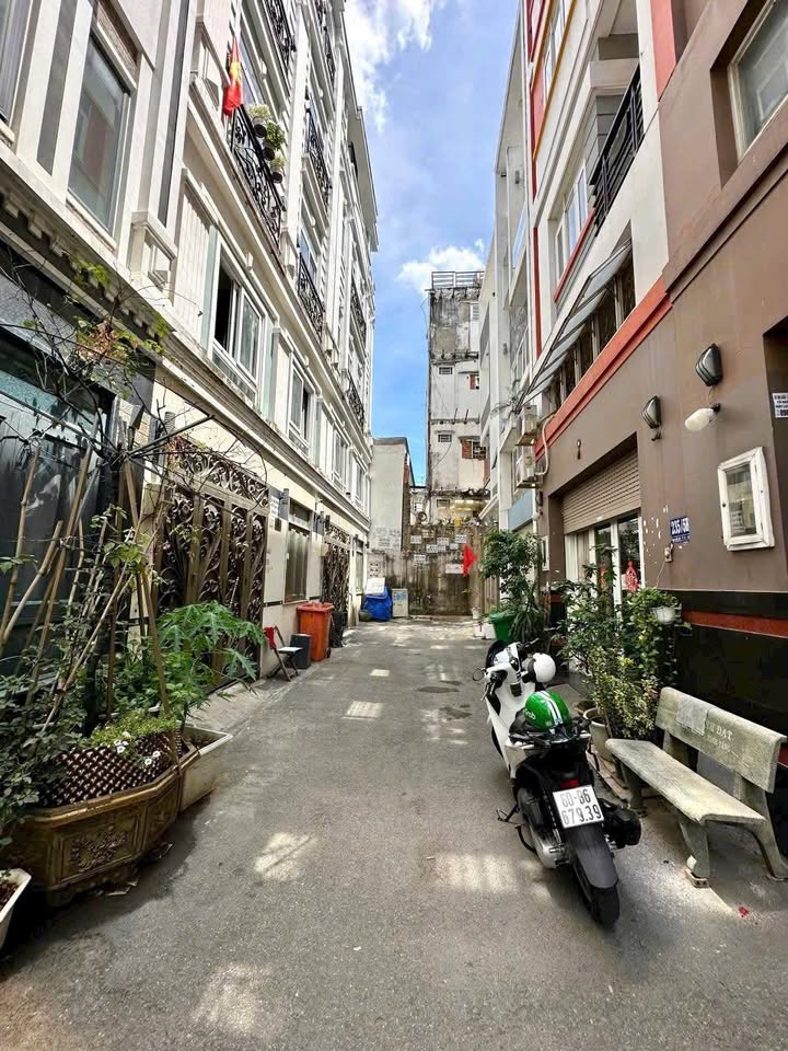 Căn hộ CHDV 16 phòng tại Vincom Nguyễn Xí, Bình Thạnh 169m² giá 18 tỷ - Đầu tư sinh lời ngay!