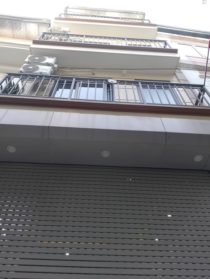 Nhà riêng tại Ngãi Cầu, Hoài Đức 44m² giá 6xx tỷ - Chính chủ bán gấp!