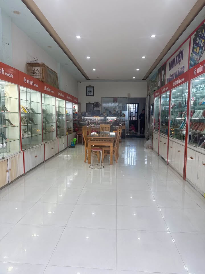 Nhà mặt tiền đường Âu Cơ, Liên Chiểu, Đà Nẵng 195m² giá 13 tỷ - Vị trí kinh doanh đắc địa!