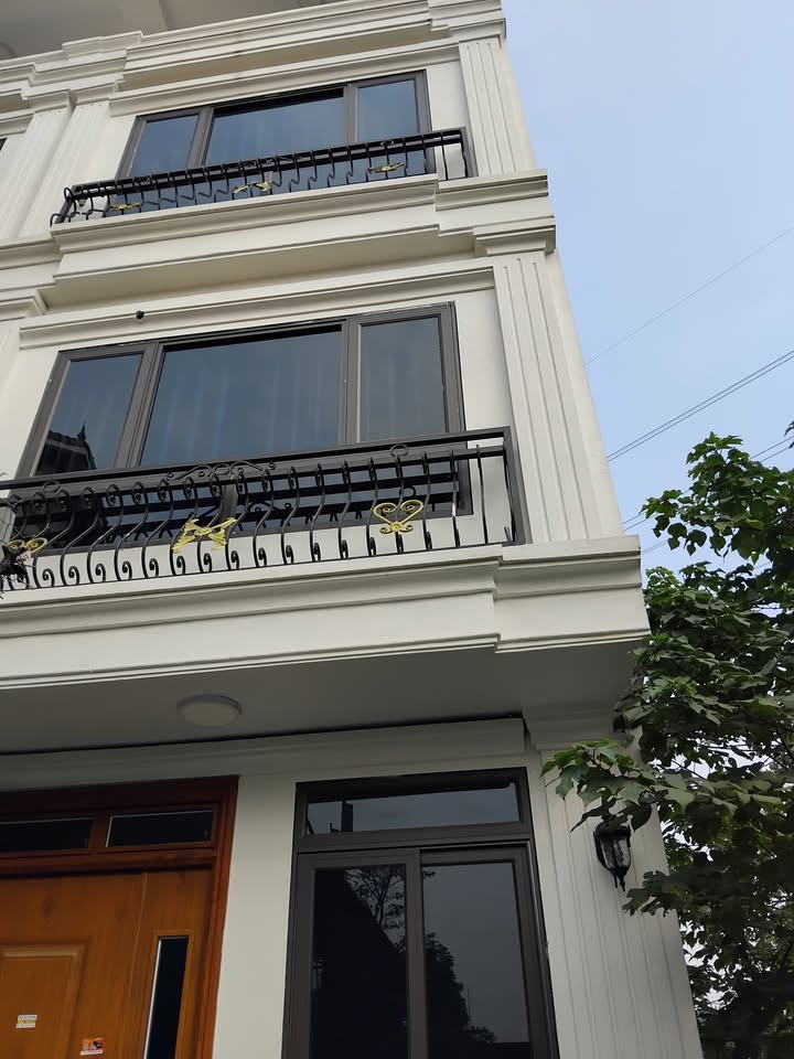 Nhà 4 tầng tại phường Chương Mỹ, 40m² giá 3 tỷ - Ô tô vào tận cửa!