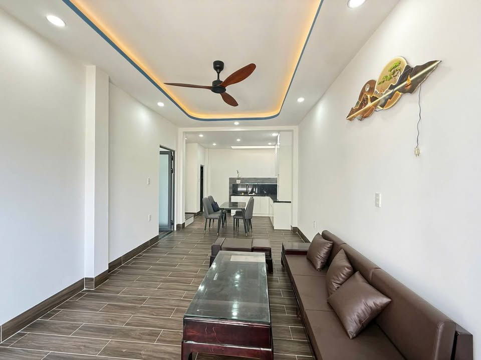 Nhà phố Diên An, Diên Khánh 66.6m² giá 2.39 tỷ - Sẵn sàng vào ở ngay!