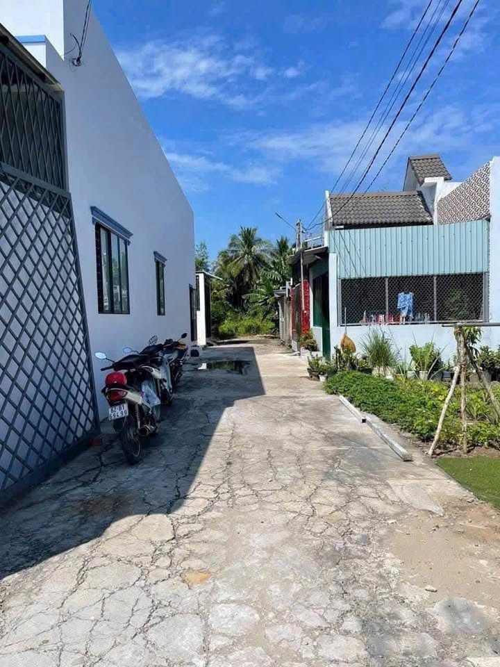 Đất thổ cư Tân An Long An 94m² giá 890 triệu - Chính chủ bán gấp!