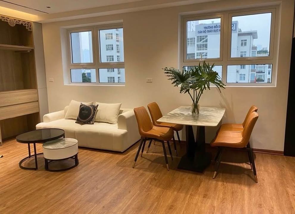 Căn hộ 60m² tại Nam Trung Yên, Cầu Giấy giá 6.85 tỷ - Sẵn sàng vào ở ngay!