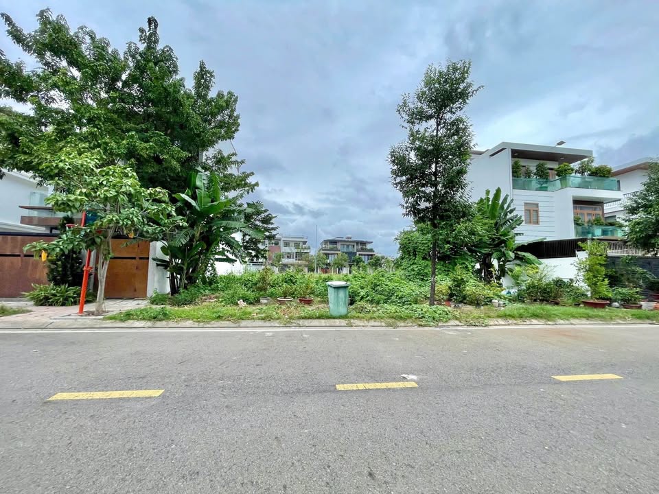 Đất Biệt Thự Gói 2 Mỹ Gia Nha Trang 200m² giá 6 tỷ - Hướng Đông Nam thoáng mát!