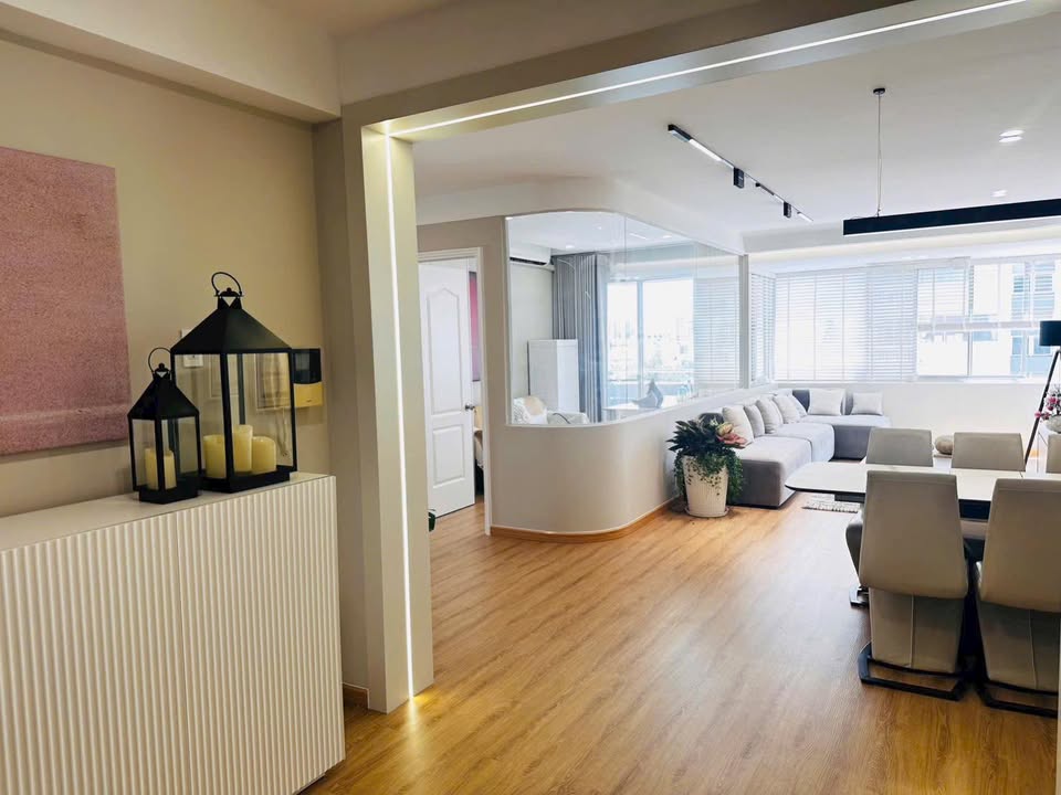 Căn hộ Mỹ Khánh 1A Quận 7 113m² giá 9 tỷ - View hồ bơi tuyệt đẹp!